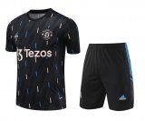 23/24 Manchester United Black Soccer Training Suit Jersey + Short Mens