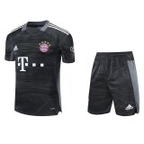 21/22 Bayern Munich Goalkeeper Black Mens Soccer Kit Jersey + Short