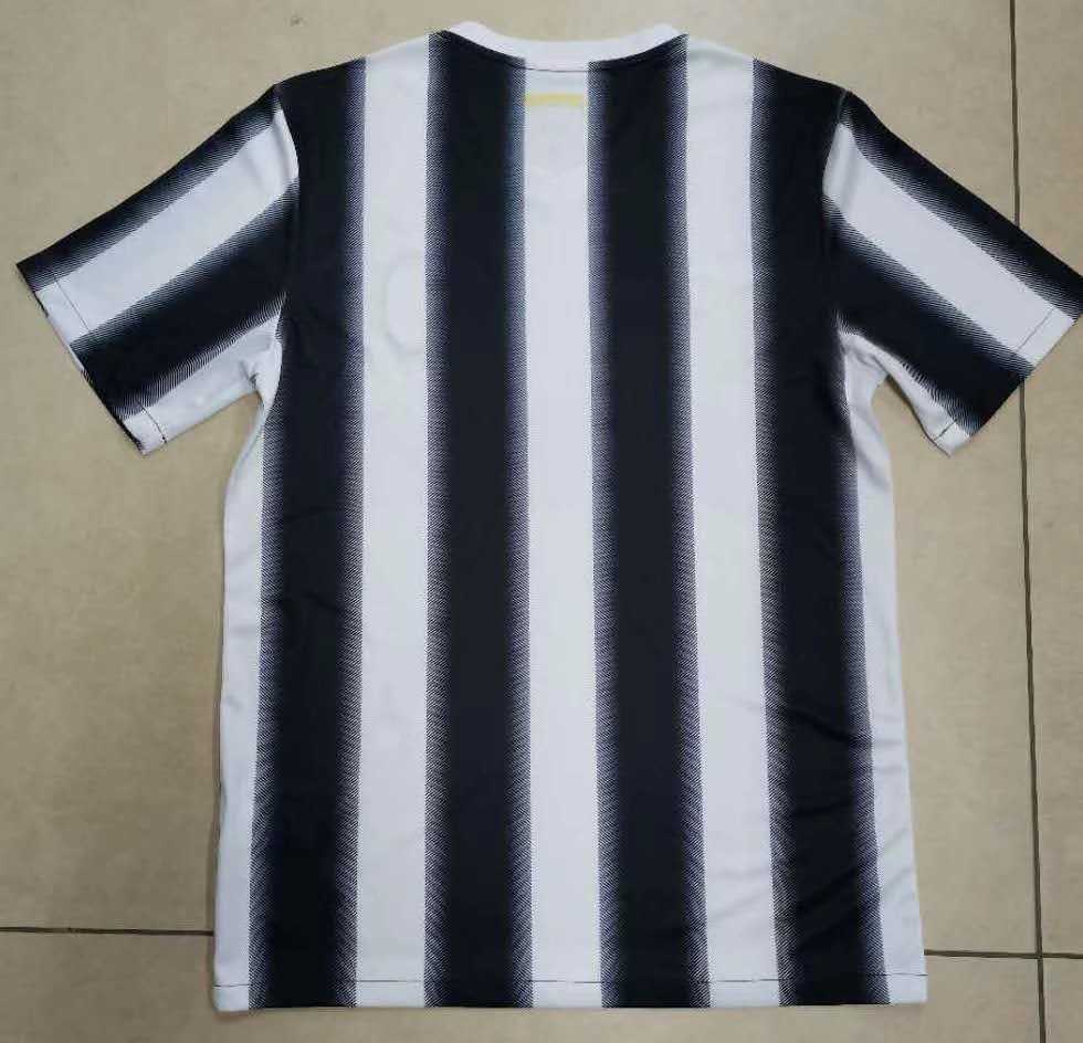 11/12 Juventus Home Black & White Stripes Retro Man Soccer Jersey ...